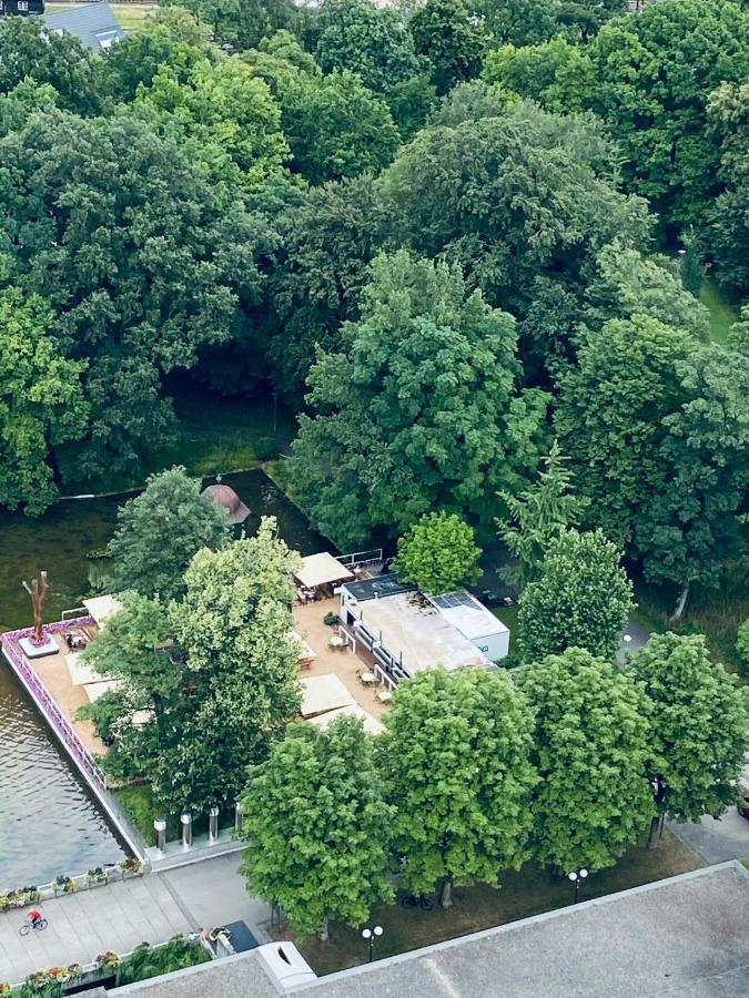 Hotelturm Augsburg Appartment 29 Stock Bagian luar foto